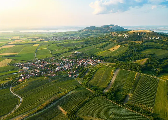 Gasthof U Obecni Satlavy Bavory